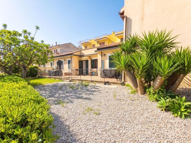 Appartamento in vendita di 75 m² in Via Consolare Antica, 156