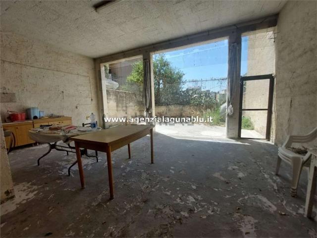 Appartamento in vendita di 75 m² in Via Costiera