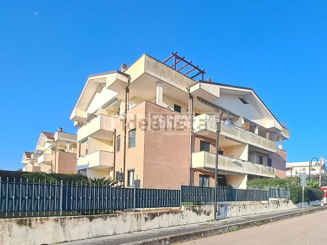 Appartamento in vendita di 75 m² in Via dei Coloni, 31
