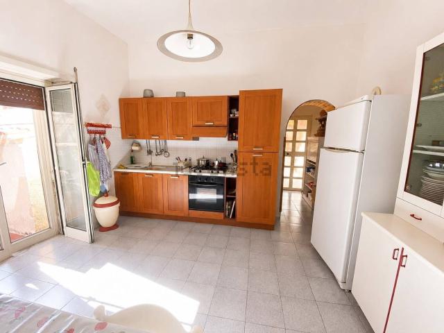 Appartamento in vendita di 75 m² in Via dei Ciclamini, 8
