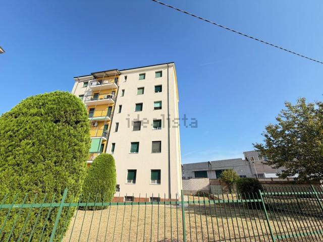 Appartamento in vendita di 75 m² in Via Dei Brughi, 1