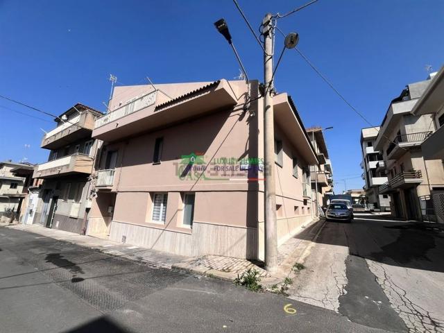 Appartamento in vendita di 75 m² in Via dei Papiri