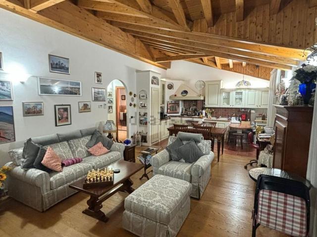 Appartamento in vendita di 75 m² in Via del Cannone
