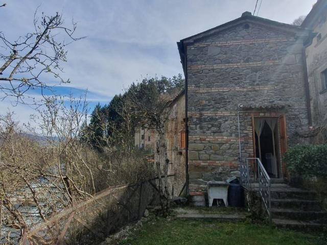 Appartamento in vendita di 75 m² in Via del Castello