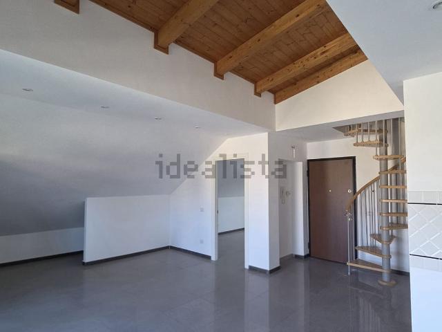 Appartamento in vendita di 75 m² in Via delle Viole, 5