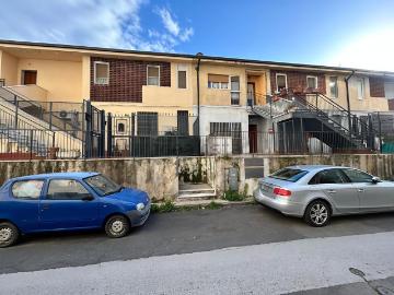 Appartamento in vendita di 75 m² in Via Divisione Julia, 34