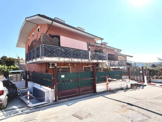 Appartamento in vendita di 75 m² in Via Emilio Praga, 9