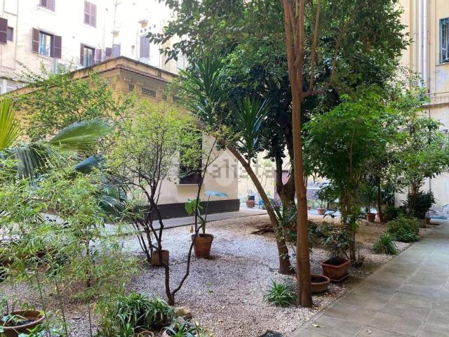 Appartamento in vendita di 75 m² in Via Enrico Cialdini