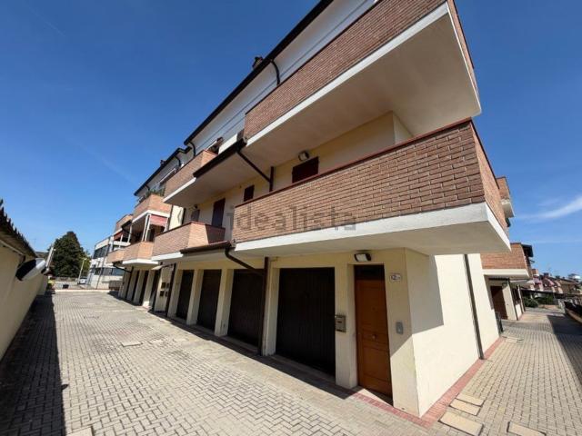 Appartamento in vendita di 75 m² in Via Enrico Berlinguer, 12