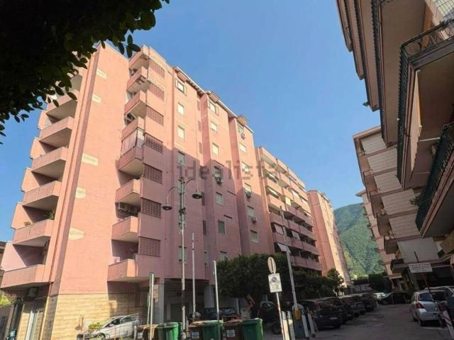 Appartamento in vendita di 75 m² in Via Eugenio Siciliano, 60