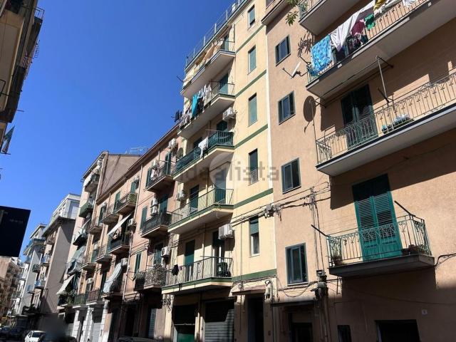 Appartamento in vendita di 75 m² in Via Flavio Gioia, 5