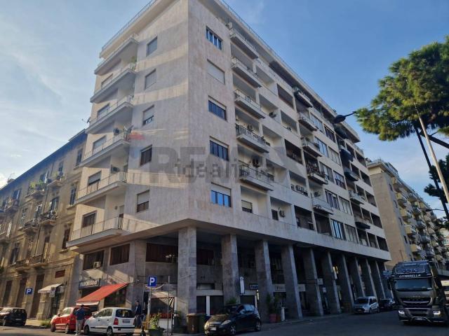 Appartamento in vendita di 75 m² in Via Francesco Crispi, 84