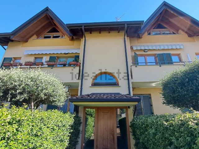 Appartamento in vendita di 75 m² in Via Francesco Petrarca, 30