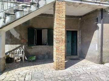 Appartamento in vendita di 75 m² in Via g. marconi