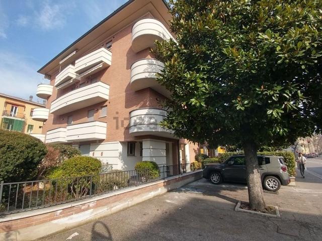 Appartamento in vendita di 75 m² in Via G. Luosi, 190