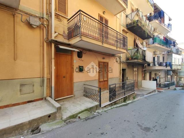 Appartamento in vendita di 75 m² in Via G. la Montagna, 12