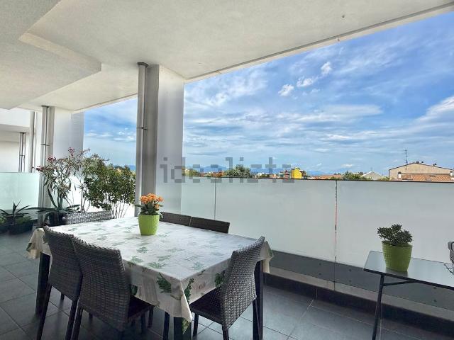 Appartamento in vendita di 75 m² in Via General Guidoni, 7