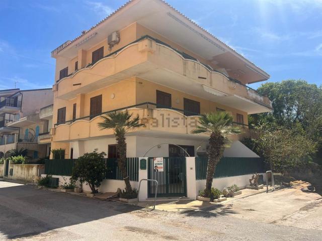 Appartamento in vendita di 75 m² in Via Gerani