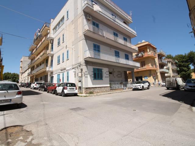 Appartamento in vendita di 75 m² in Via Giovanni Verga, 11
