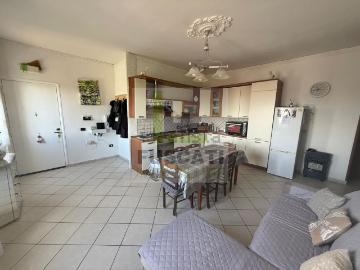 Appartamento in vendita di 75 m² in Via Giovanni Gentile, 33