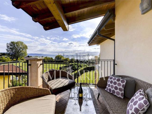 Appartamento in vendita di 75 m² in Via Giovanni Pascoli, 18