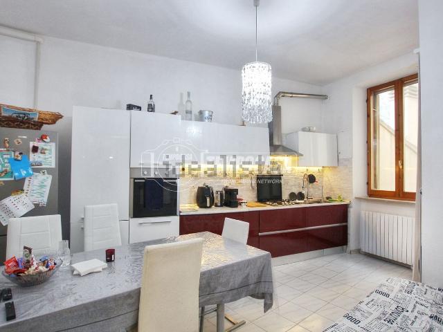 Appartamento in vendita di 75 m² in Via Giordano Bruno