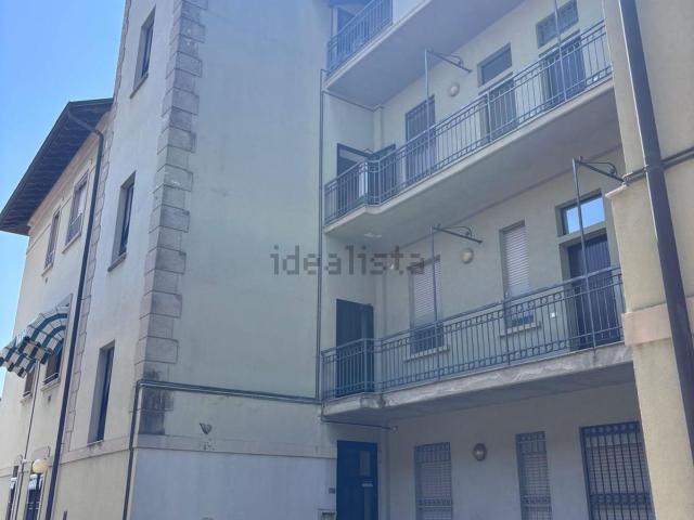 Appartamento in vendita di 75 m² in Via Giacomo Matteotti, 16