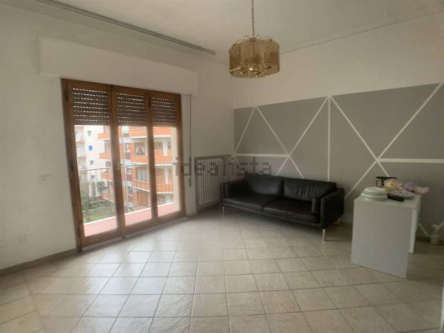 Appartamento in vendita di 75 m² in Via Gianni Metello