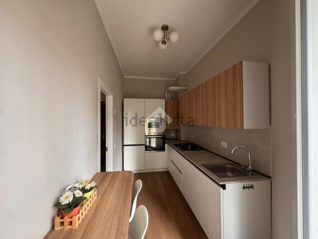 Appartamento in vendita di 75 m² in Via Giuseppe Parini, 8
