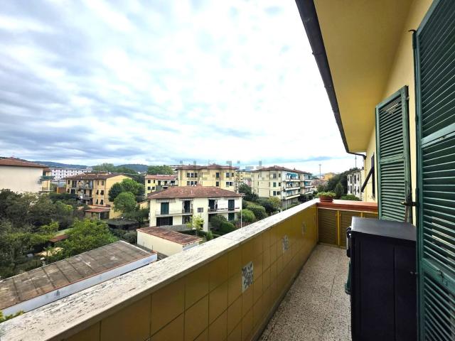 Appartamento in vendita di 75 m² in Via Giuseppe Pescetti