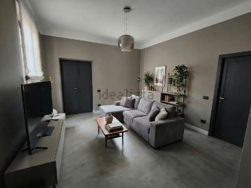 Appartamento in vendita di 75 m² in Via Grande Italia