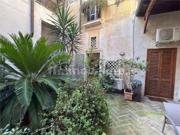 Appartamento in vendita di 75 m² in Via Idomeneo, 46