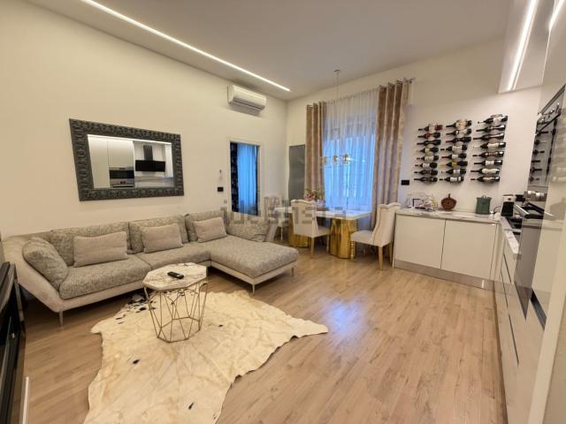 Appartamento in vendita di 75 m² in Via Indipendenza, 13