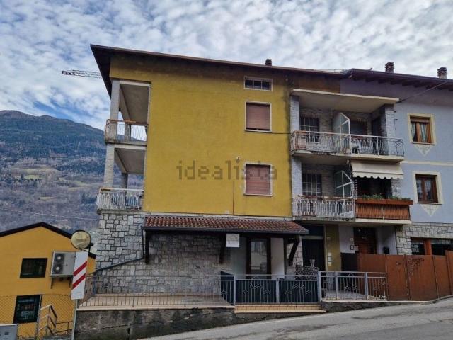 Appartamento in vendita di 75 m² in Via IV Novembre, 70