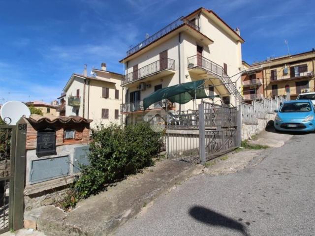 Appartamento in vendita di 75 m² in Via IV Novembre, 76