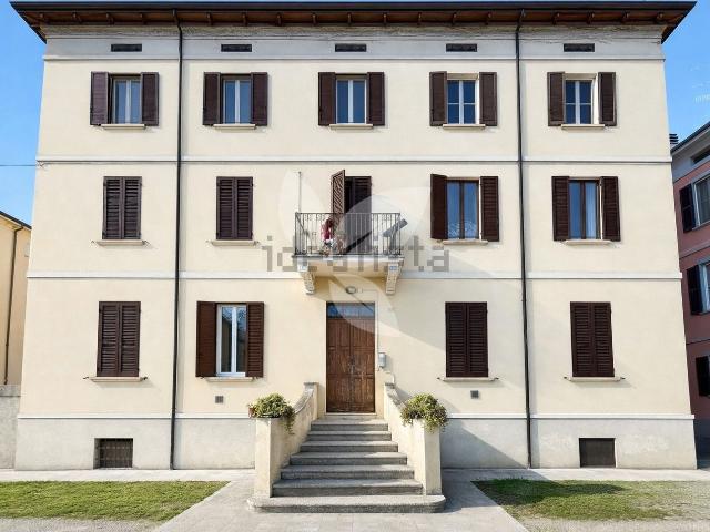 Appartamento in vendita di 75 m² in Via La Spezia, 163