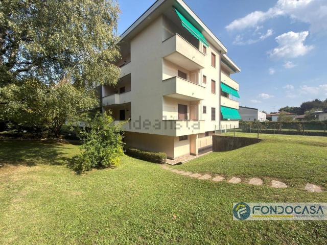 Appartamento in vendita di 75 m² in Via Longoni