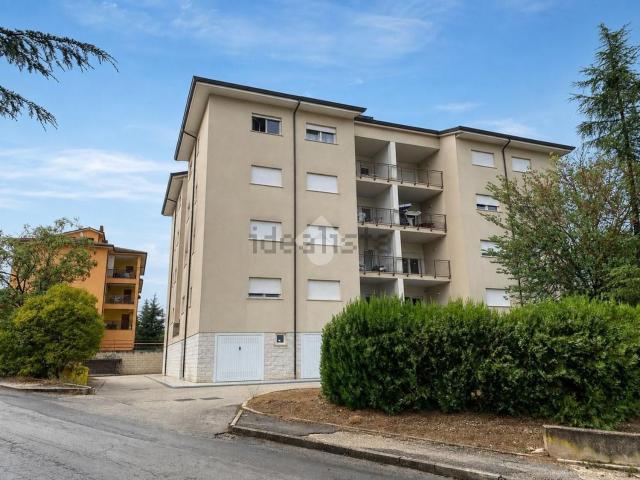 Appartamento in vendita di 75 m² in Via Lucoli, 1