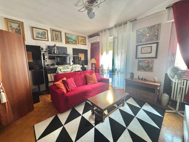 Appartamento in vendita di 75 m² in Via Magenta