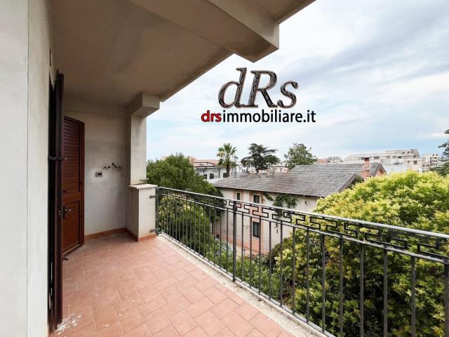 Appartamento in vendita di 75 m² in Via Marche, 7