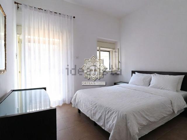 Appartamento in vendita di 75 m² in Via Mario Adorno