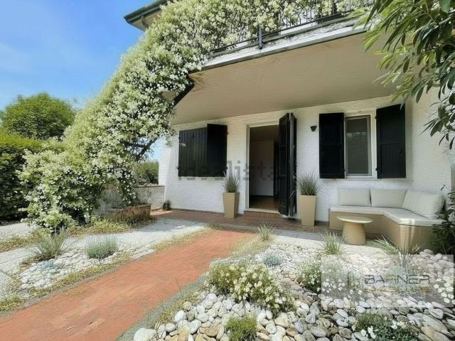 Appartamento in vendita di 75 m² in Via Montanara