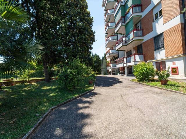 Appartamento in vendita di 75 m² in Via Monzese, 1