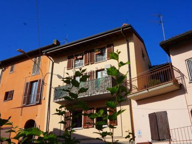 Appartamento in vendita di 75 m² in Via Monsignor Cattaneo