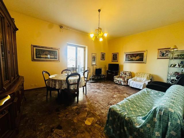 Appartamento in vendita di 75 m² in Via Morlupo