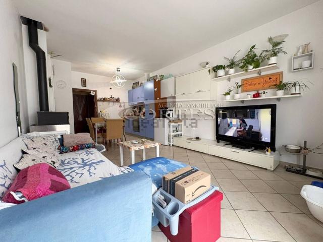 Appartamento in vendita di 75 m² in Via Nazioni Unite, 92