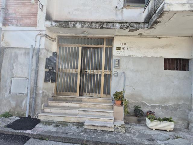 Appartamento in vendita di 75 m² in Via Pentelete, 3