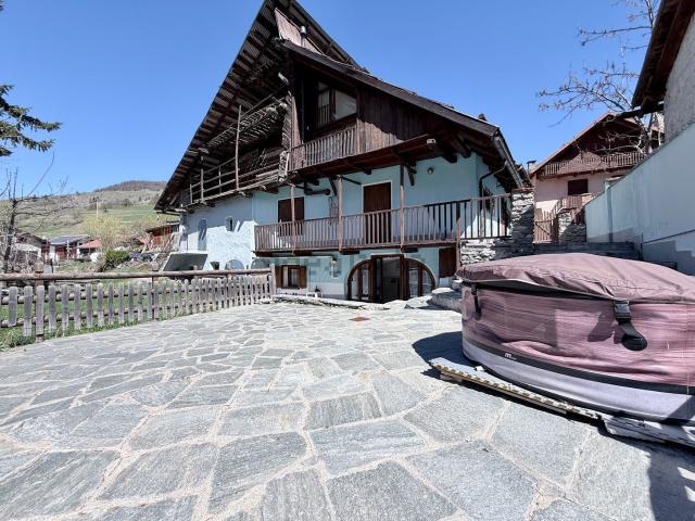 Appartamento in vendita di 75 m² in Via Principale, 18