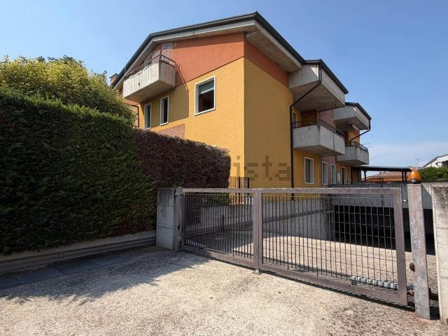 Appartamento in vendita di 75 m² in Via R. Ruffilli, 294