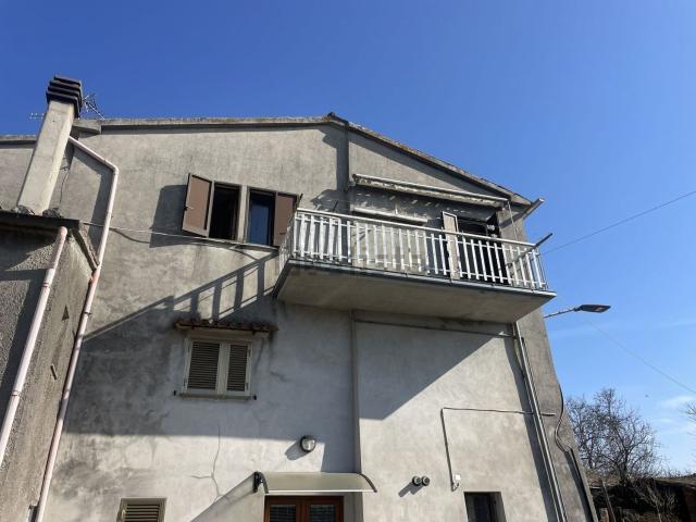 Appartamento in vendita di 75 m² in Via Ravisa